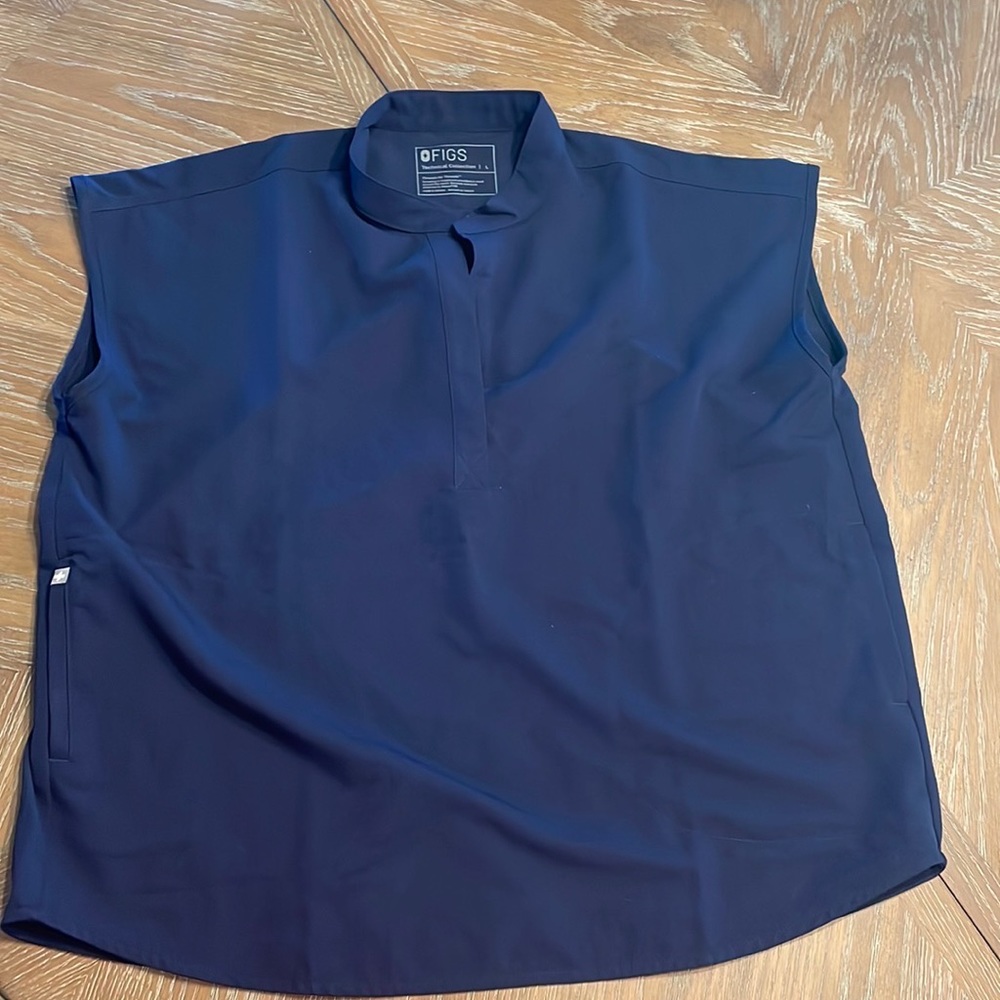 Figs scrubs oversized top